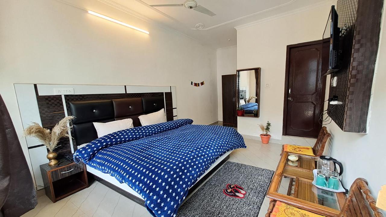Hotel Mountain Vista à Dharamshala Extérieur photo