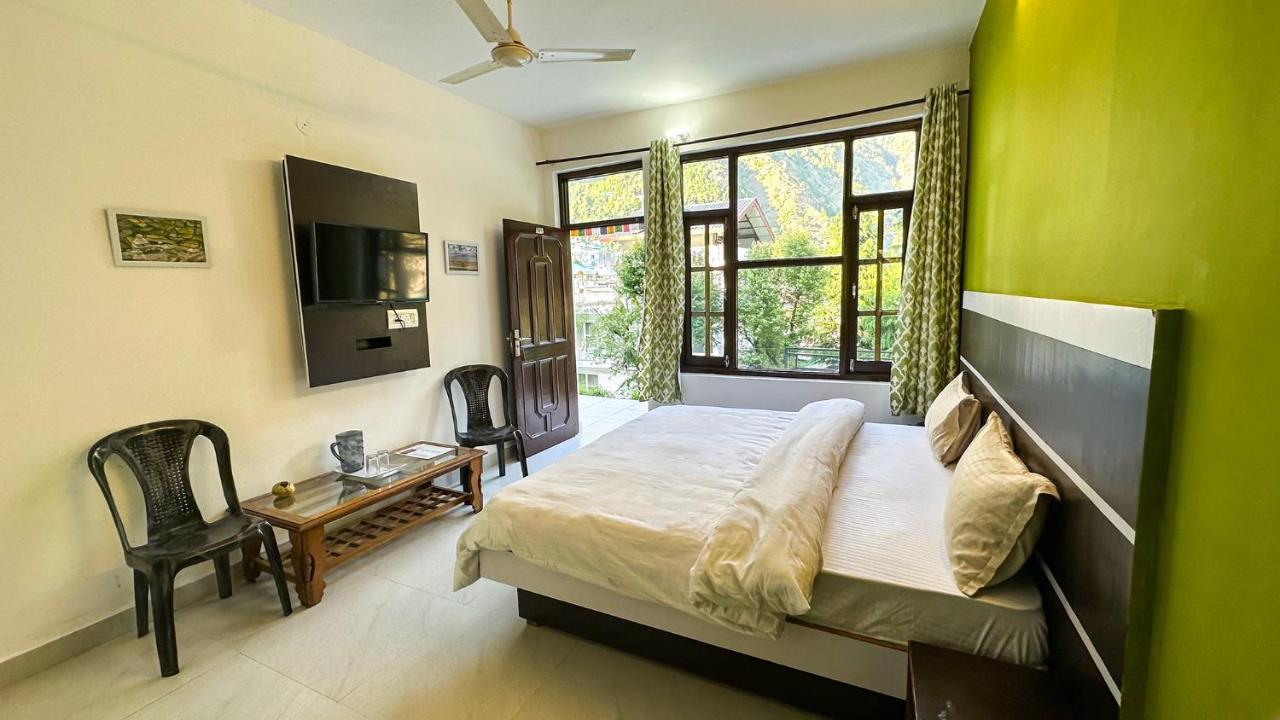 Hotel Mountain Vista à Dharamshala Extérieur photo